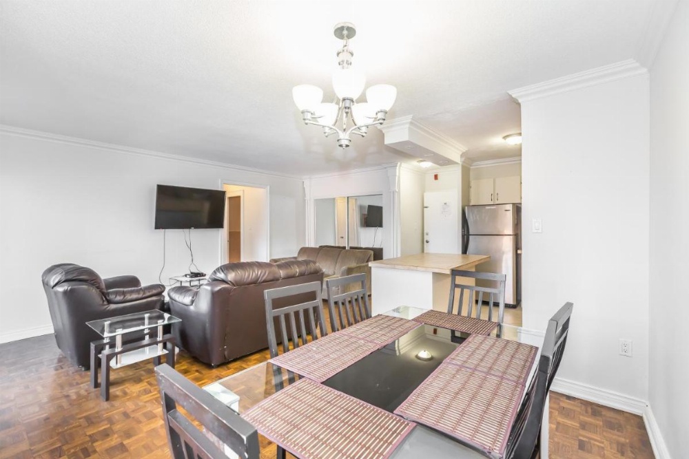 Toronto Furnished Living- Scarborough Image 10