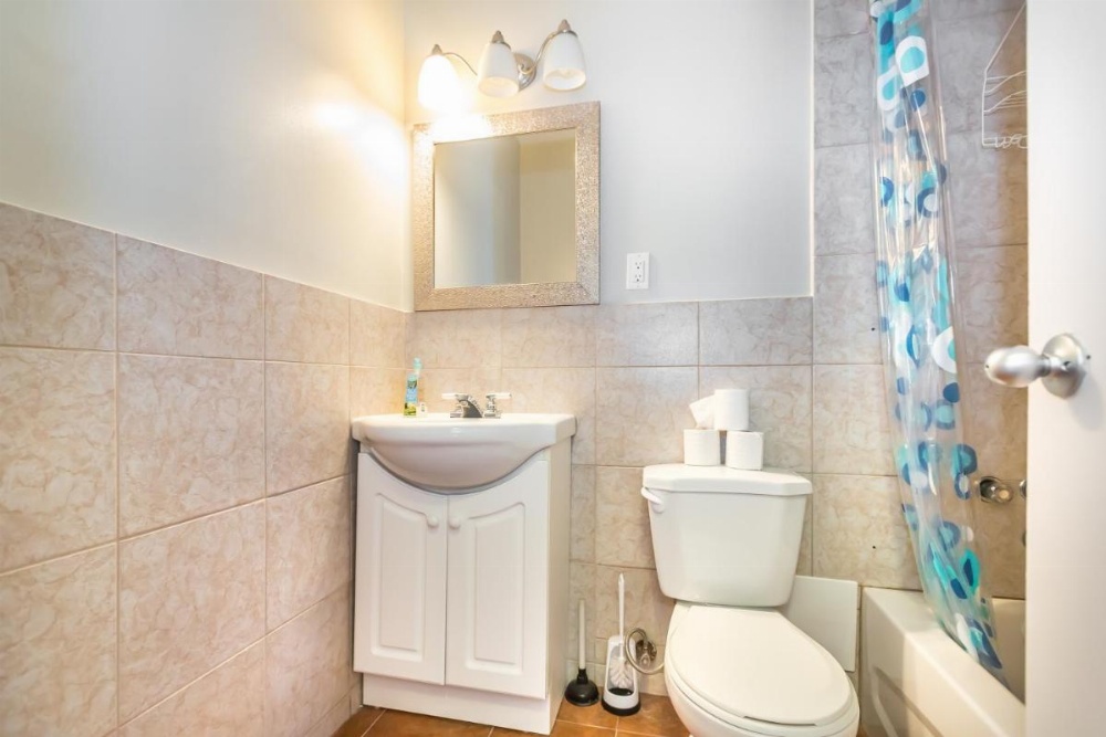 Toronto Furnished Living- Scarborough Image 15