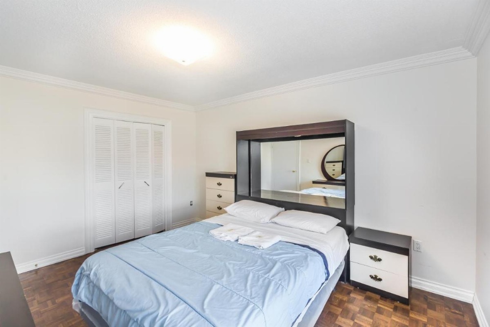 Toronto Furnished Living- Scarborough Image 17