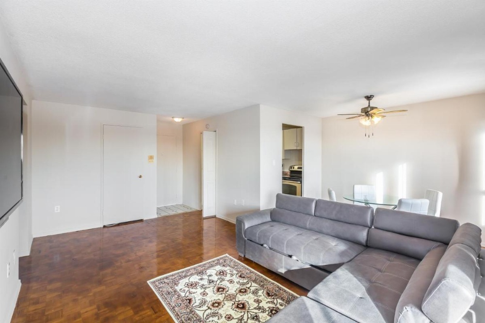 Toronto Furnished Living- Scarborough Image 25