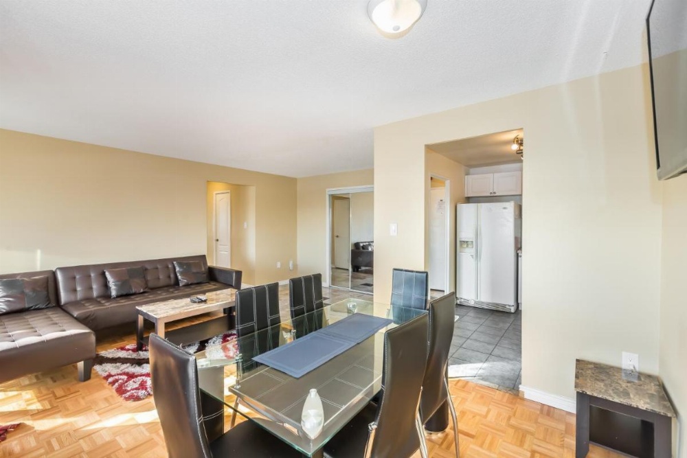 Toronto Furnished Living- Scarborough Image 29
