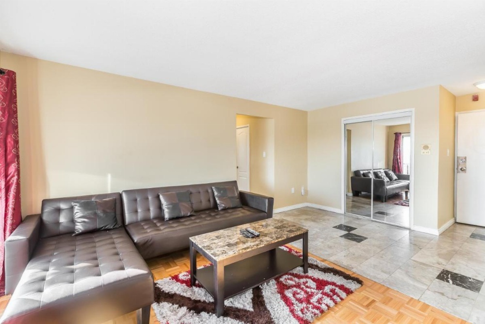 Toronto Furnished Living- Scarborough Image 30