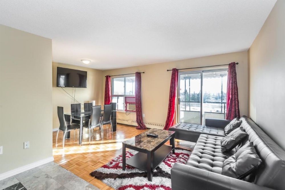 Toronto Furnished Living- Scarborough Image 32