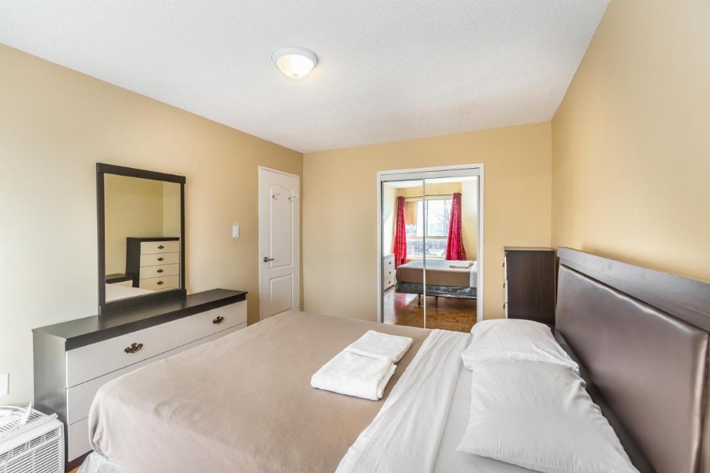 Toronto Furnished Living- Scarborough Image 36